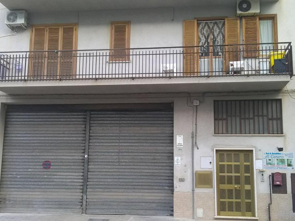 Bed and Breakfast Al Centro Fondi Exterior foto