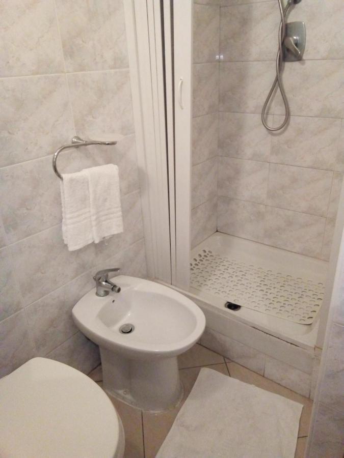 Bed and Breakfast Al Centro Fondi Exterior foto